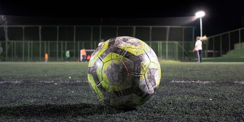 Vì sao cần hiểu đúng cách đọc kèo bóng đá?